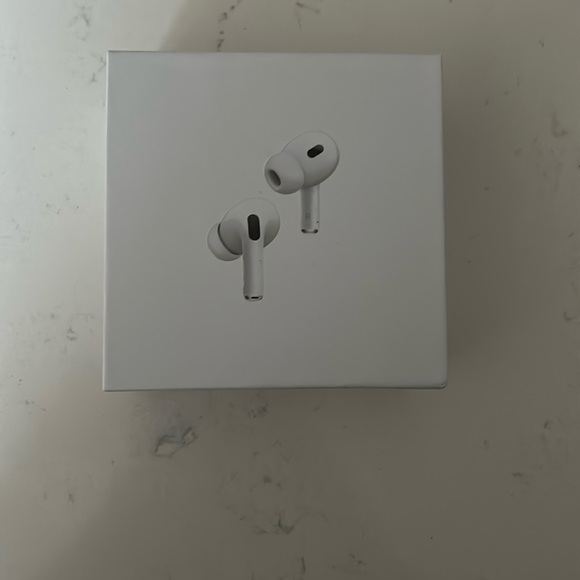 Apple White Earbud Headphones